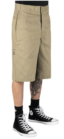 Dickies 13" Loose Fit Multi Pocket Work Shorts / Khaki